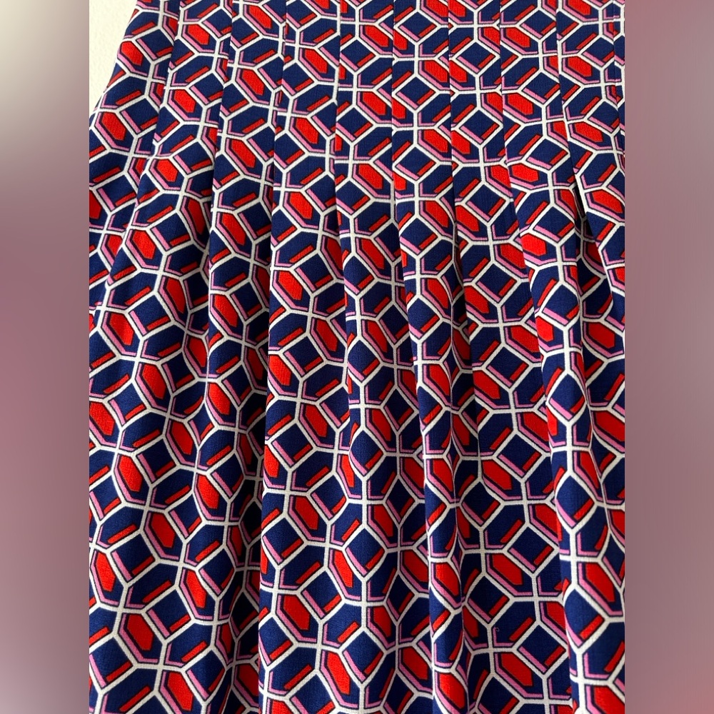 NWOT Kensie Geometric A-Line Midi Skirt in Pink and Blue - Picture 4 of 12